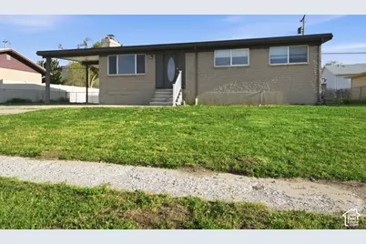 698 E Oquirrh Ave, Tooele, UT 84074 - Photo 17