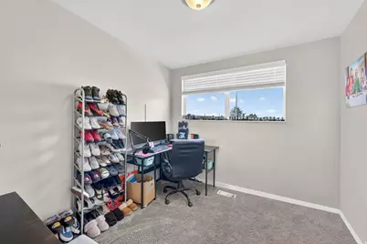 698 E Oquirrh Ave, Tooele, UT 84074 - Photo 7