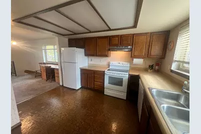 819 Castle Gate Cir, Helper, UT 84526 - Photo 11