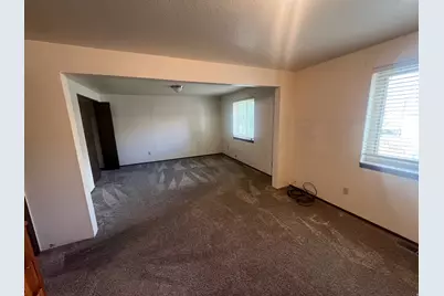 819 Castle Gate Cir, Helper, UT 84526 - Photo 13