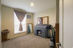 11465 E 6000 N, Lapoint, UT 84039 - Photo 13