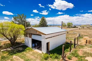 11465 E 6000 N, Lapoint, UT 84039 - Photo 3