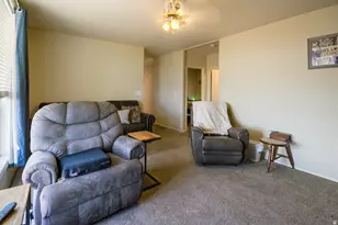 11465 E 6000 N, Lapoint, UT 84039 - Photo 11