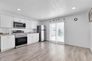 4236 E Bonne Vista Dr, Eagle Mountain, UT 84005 - Photo 23