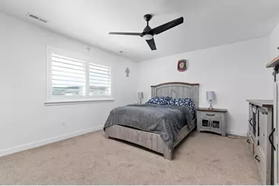 4236 E Bonne Vista Dr, Eagle Mountain, UT 84005 - Photo 13