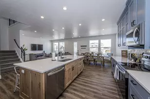601 S Amber Ln, Garden City, UT 84028 - Photo 11