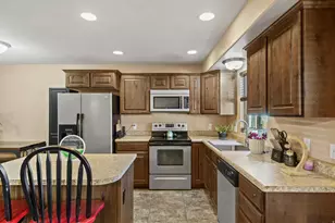 1814 W 5050 S, Roy, UT 84067 - Photo 11