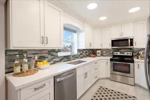 2467 E Emerson Ave, Salt Lake City, UT 84108 - Photo 15