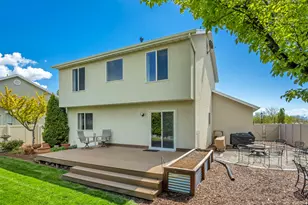 1949 N Vineyard Pl, Saratoga Springs, UT 84045 - Photo 33