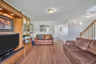 1949 N Vineyard Pl, Saratoga Springs, UT 84045 - Photo 9