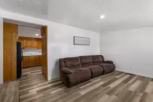 726 W 120 N, Orem, UT 84057 - Photo 5
