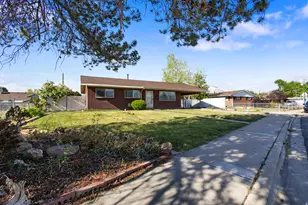 726 W 120 N, Orem, UT 84057 - Photo 3
