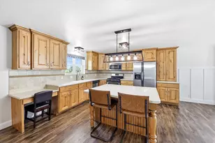 8771 S 1150 E, Spanish Fork, UT 84660 - Photo 3