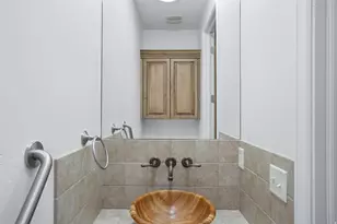 1832 E Peyton Ct, Holladay, UT 84117 - Photo 17