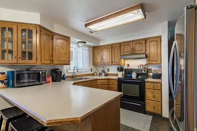 5759 N 11500 E, Lapoint, UT 84039 - Photo 5