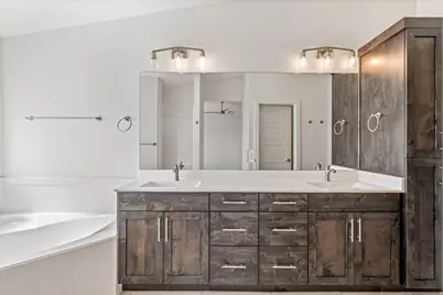 597 S Balancing Rock Dr, Washington, UT 84780 - Photo 21
