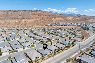 597 S Balancing Rock Dr, Washington, UT 84780 - Photo 53