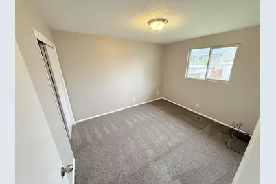 459 N Dorothea Way W, Salt Lake City, UT 84116 - Photo 9