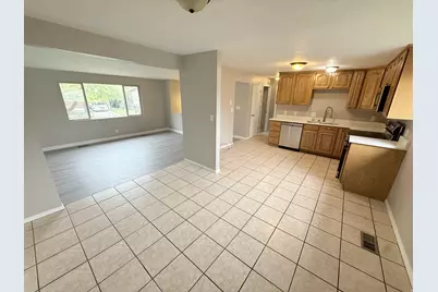 459 N Dorothea Way W, Salt Lake City, UT 84116 - Photo 5