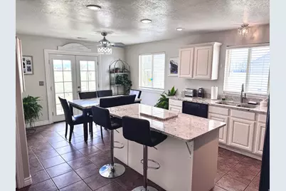 662 N 650 E, Vernal, UT 84078 - Photo 7
