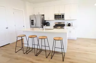 8240 W Cascade View Way, Magna, UT 84044 - Photo 3