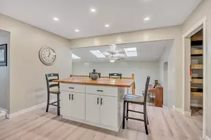 8234 S Grambling Way, Sandy, UT 84094 - Photo 7