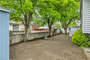 8234 S Grambling Way, Sandy, UT 84094 - Photo 17