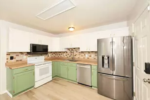 4717 S 3700 W, Roy, UT 84067 - Photo 7