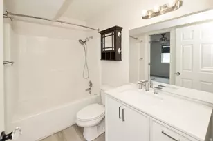 4717 S 3700 W, Roy, UT 84067 - Photo 11