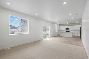 3452 N Hannah St, Eagle Mountain, UT 84005 - Photo 19