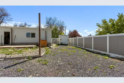 357 W 300 N, Smithfield, UT 84335 - Photo 29