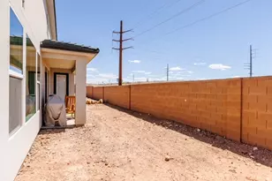 1370 E Honeycomb Ct, Saint George, UT 84790 - Photo 5
