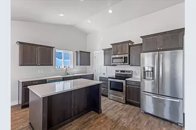 239 S Tawny Dr, Grantsville, UT 84029 - Photo 7