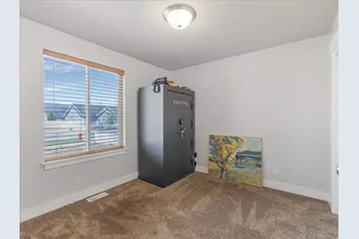 239 S Tawny Dr, Grantsville, UT 84029 - Photo 13