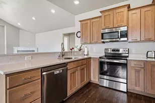 64 E 1350 S, Lehi, UT 84043 - Photo 5