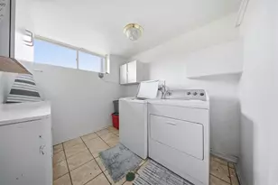 4681 S Tina Way E, Millcreek, UT 84107 - Photo 19