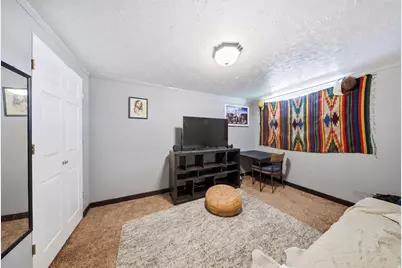 4681 S Tina Way E, Millcreek, UT 84107 - Photo 15
