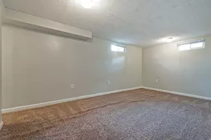 872 W 3800 S, Bountiful, UT 84010 - Photo 19