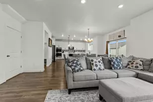 4187 W 750 S, Syracuse, UT 84075 - Photo 9