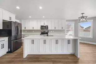 6789 W Gina Rd, Herriman, UT 84096 - Photo 3