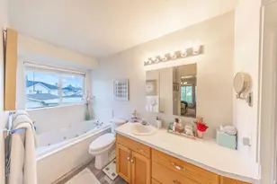 1953 W 2100 S, Syracuse, UT 84075 - Photo 19