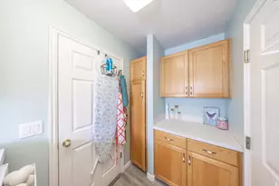 1953 W 2100 S, Syracuse, UT 84075 - Photo 29