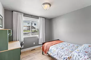 829 E 600 N, Hyde Park, UT 84318 - Photo 21
