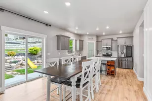 829 E 600 N, Hyde Park, UT 84318 - Photo 5