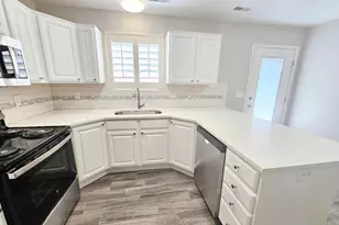 404 W 1925 N, Harrisville, UT 84414 - Photo 3