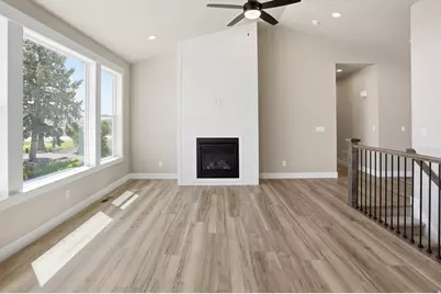 5583 W 9400 N #2, Elwood, UT 84337 - Photo 3