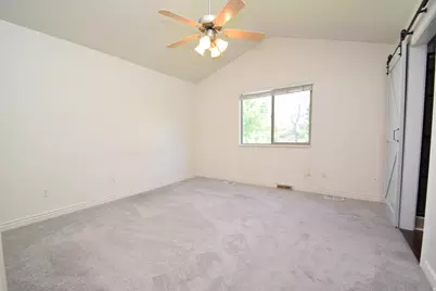 107 E 2100 S, Clearfield, UT 84015 - Photo 7