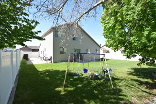 107 E 2100 S, Clearfield, UT 84015 - Photo 13