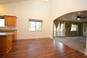 107 E 2100 S, Clearfield, UT 84015 - Photo 5