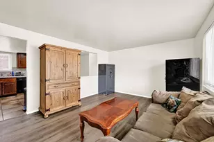 713 W 2200 N, Clinton, UT 84015 - Photo 5